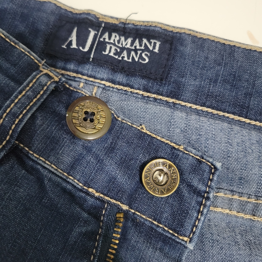 Armani Jeans Indigo Denim Pants. High-rise and straight jeans. US sz 27, UE  30